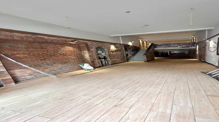 CHO THUÊ MBKD NHÀ HÀNG PHỐ GIẢNG VÕ, 100M2, 3.5 TẦNG, 65 TRIỆU - VỈA HÈ RỘNG 20M